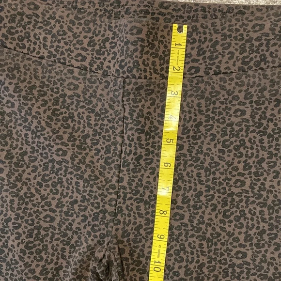 LOFT Leopard Print Ponte Leggings S - Picture 5 of 9